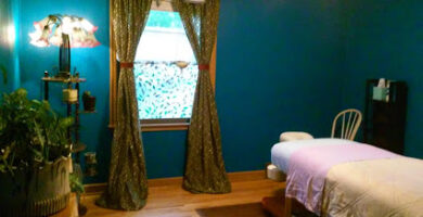 masajista AAA Massage en St. Paul