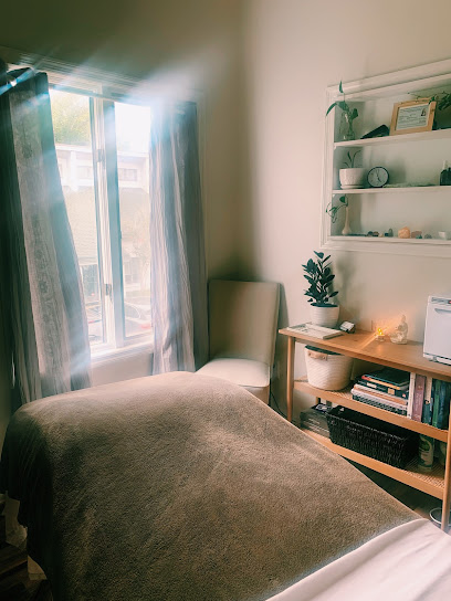 Awaken Massage and Reiki 1 masajista Awaken Massage and Reiki en Charleston