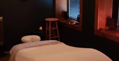 masajista B Relaxed Massage en Fargo