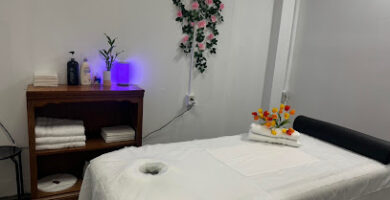 masajista Blue Moon Spa en Wheeling