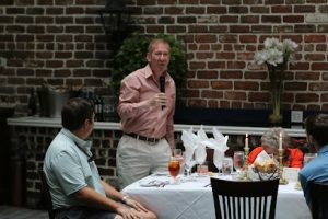 masajista Charles Dane Massage Therapy en Savannah