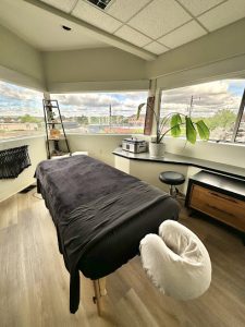 Butterfly Massage 5 masajista Flow: Massage + Fitness en Spokane