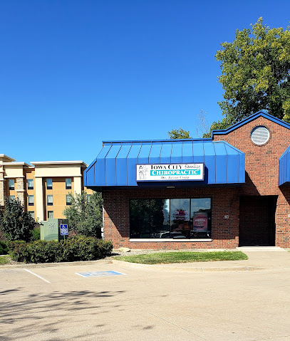 Iowa City Massage and Bodywork - Nic Huette LMT 1 masajista Iowa City Massage and Bodywork - Nic Huette LMT en Iowa City