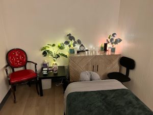 The Graceful Touch Therapeutic Massage 3 masajista Lakewood Sports Massage en Lakewood