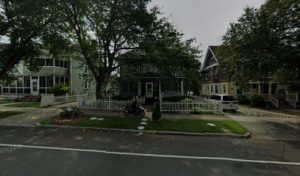 Massage Envy 2 masajista Lisa Back Massage Therapy en Springfield