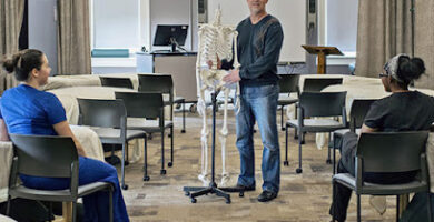 masajista Massage Clinic by Gateway en Covington