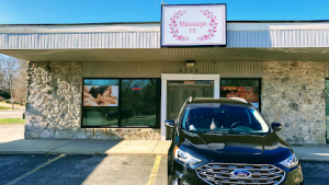 Bodywork Therapies by Meshel Cook 2 masajista Massage FE en Kansas City