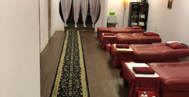 Masajistas en Aurora 5 masajista Massage Lily en Aurora