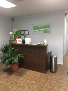 The Trainer Table 4 masajista Massage Relax & Spa/ Asian massage Springdale en Springdale