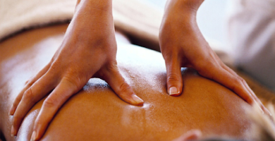 masajista MassageWorks en Nashville