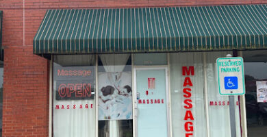 Masajistas en Norman 4 masajista Q1 Massage, Asian therapists en Norman