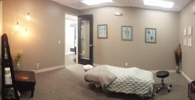 Masajistas en Lincoln 6 masajista Renee at Spine and Sports en Lincoln