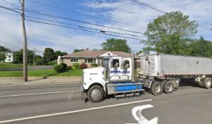 Knead 3 masajista Wicked Good Massage Therapy en Auburn