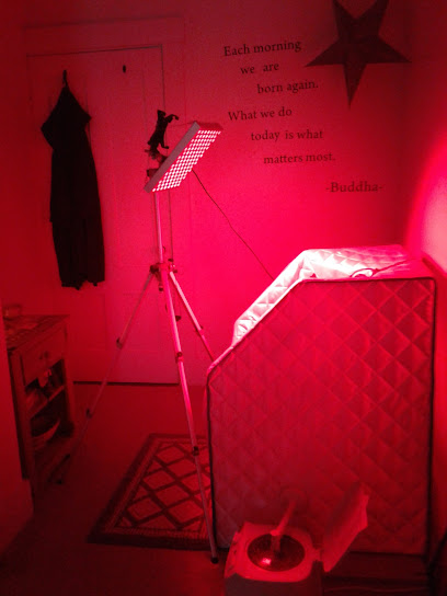 Young Spirit Yoga Spa & Studio/New Age Store 1 masajista Young Spirit Yoga Spa & Studio/New Age Store en Dover